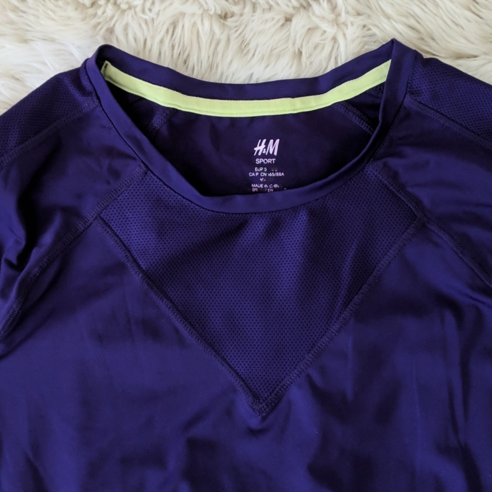 Purple Reflective Gym Top - Picture 3 of 7